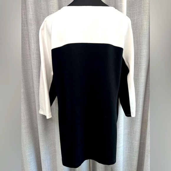 NWOT Heavy Knit Colorblock Top - Picture 3 of 5